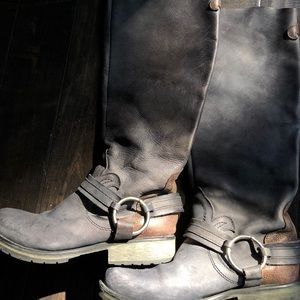 Steve Madden leather boots!